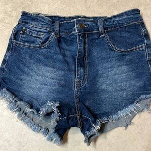 KanCan Women’s/juniors dark indigo denim high rise shorts. Size 9